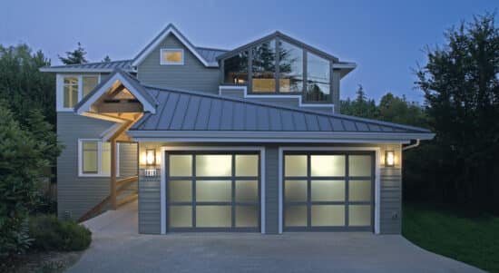 closeup of a raynor styleview, modern style, residential style garage door on a modern looking home in san antonio